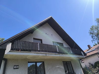 Chemická sanace krovu a zlepšení odvětrání střechy rodinného domu v Miřeticích