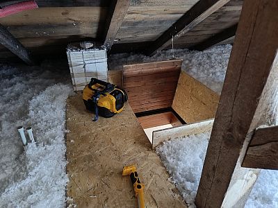 Komplexní sanace krovu a zateplení stropu rodinného domu ve Strančicích