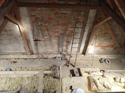 Ošetření krovu a stropu proti dřevokaznému hmyzu – Tábor
