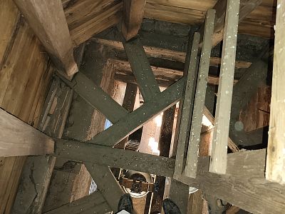 Ošetření starého krovu věže kaple v Radimovicích u Želče