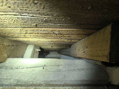 Ozdravení krovu, likvidace dřevokazů a zateplení podlahy půdy rodinného domu ve Chvalešovicích