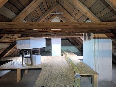 Ozdravení krovu, likvidace dřevokazů a zateplení podlahy půdy rodinného domu ve Chvalešovicích
