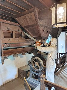 Rozsáhlá sanace dřevěných stropů a krovu historického mlýna v obci Býčkovice