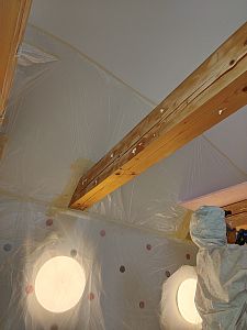 Sanace interiérových dřevěných trámů napadených dřevokazným hmyzem v Blažovicích