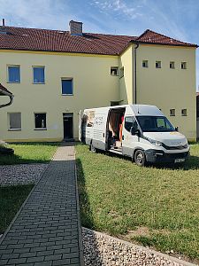 Sanace krovu a výměna havarijních trámů základní školy v Plavsku