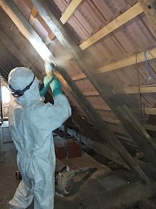 Sanace krovu a zateplení stropu s revizními lávkami v Konopišti