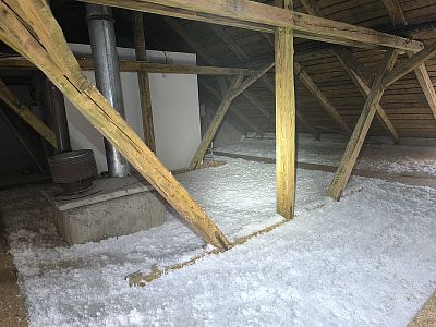 Zpřístupnění a zateplení půdního prostoru bytového domu v Lánově u Vrchlabí