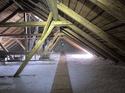 Zpřístupnění a zateplení půdního prostoru bytového domu v Lánově u Vrchlabí